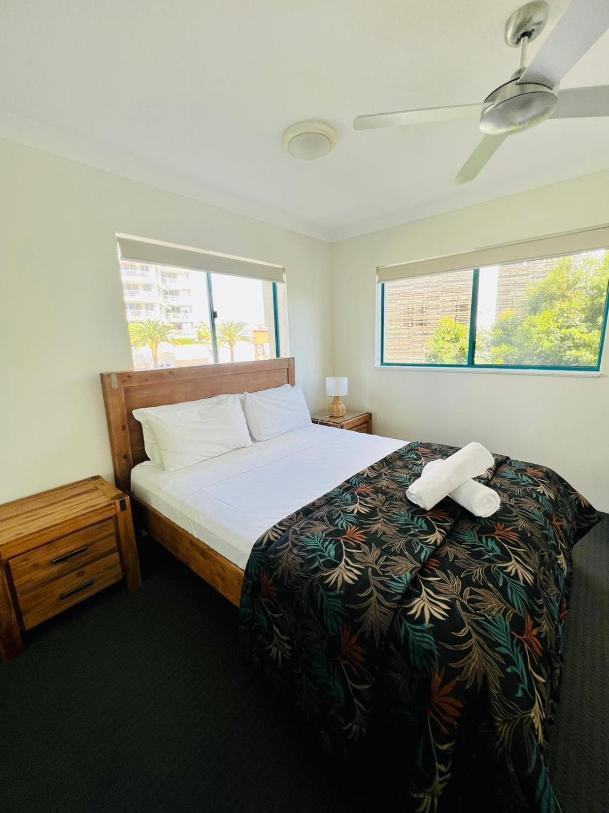 Cha Private Apts Aruba Beach ゴールドコースト エクステリア 写真