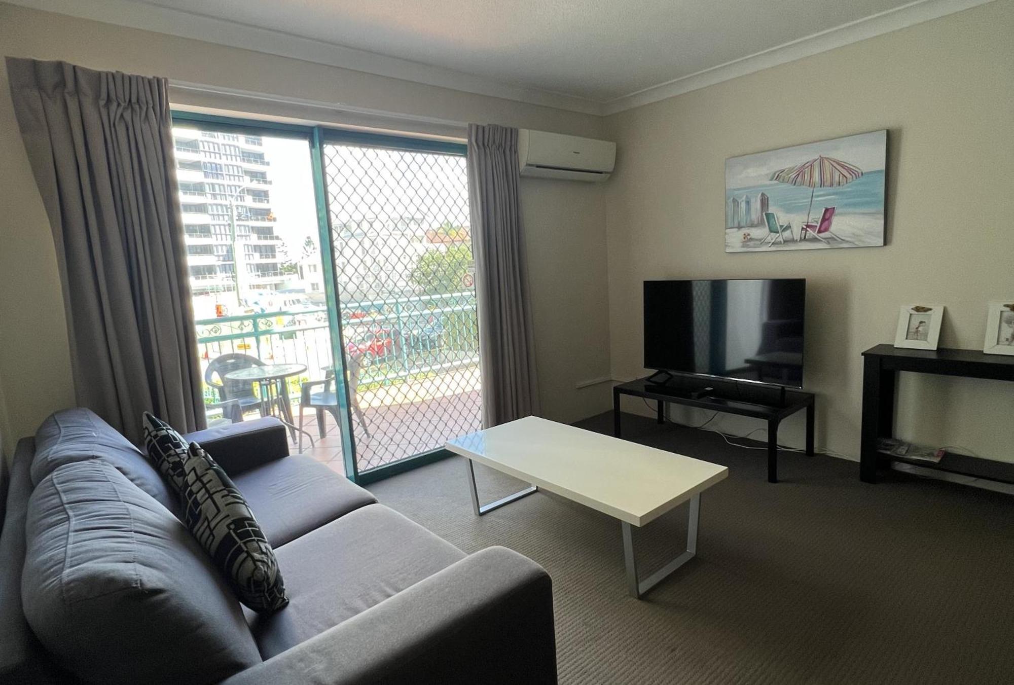 Cha Private Apts Aruba Beach ゴールドコースト 部屋 写真