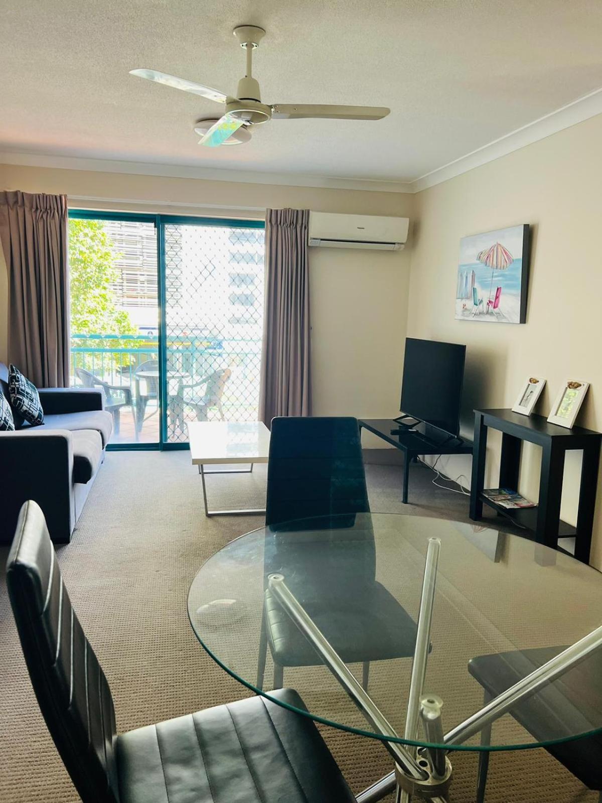 Cha Private Apts Aruba Beach ゴールドコースト エクステリア 写真