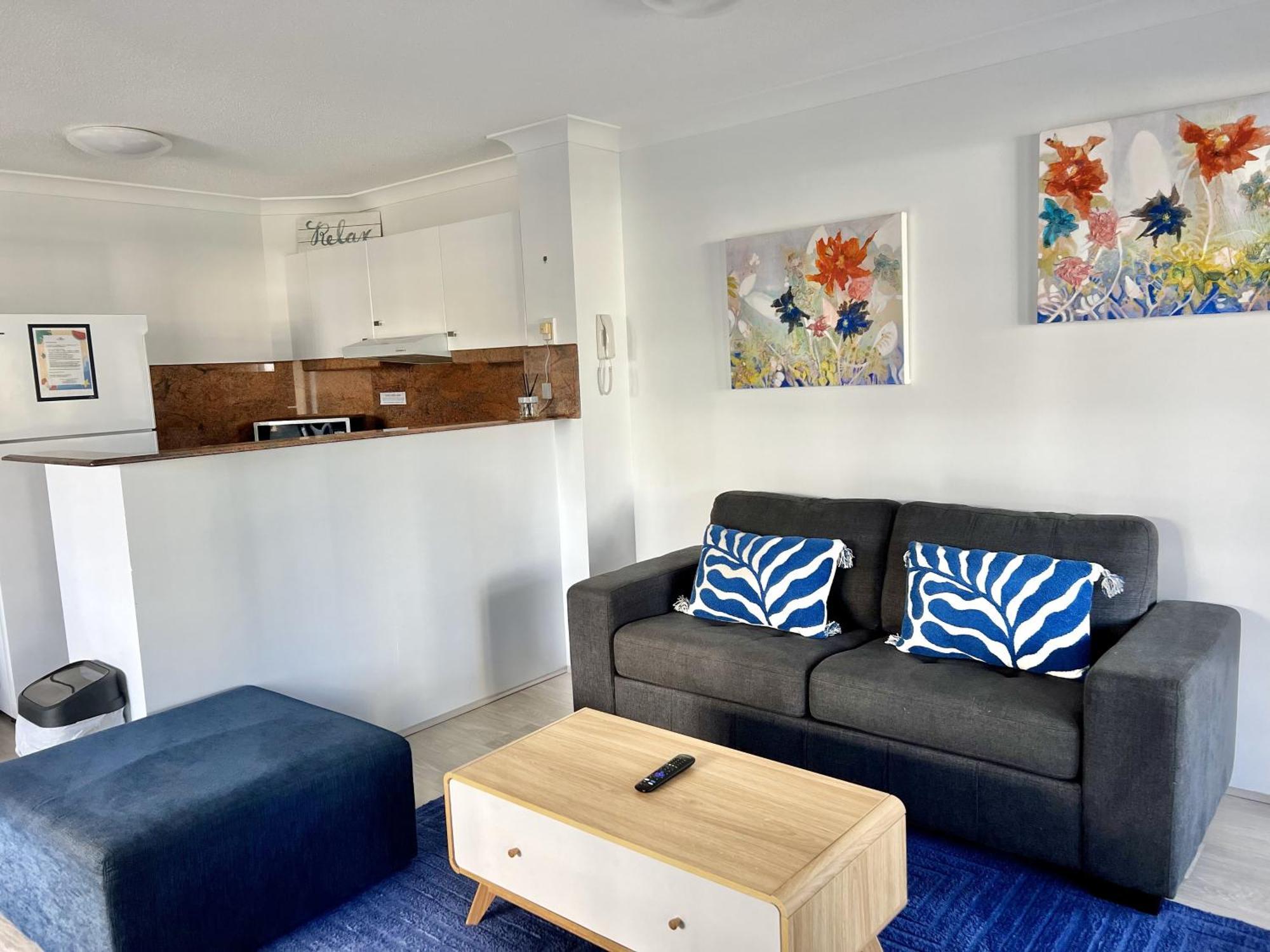 Cha Private Apts Aruba Beach ゴールドコースト エクステリア 写真