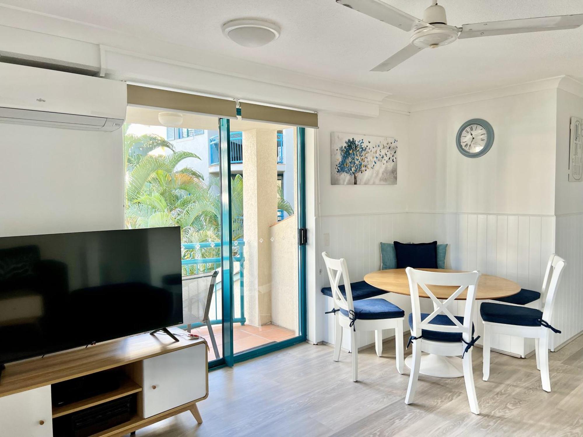 Cha Private Apts Aruba Beach ゴールドコースト エクステリア 写真